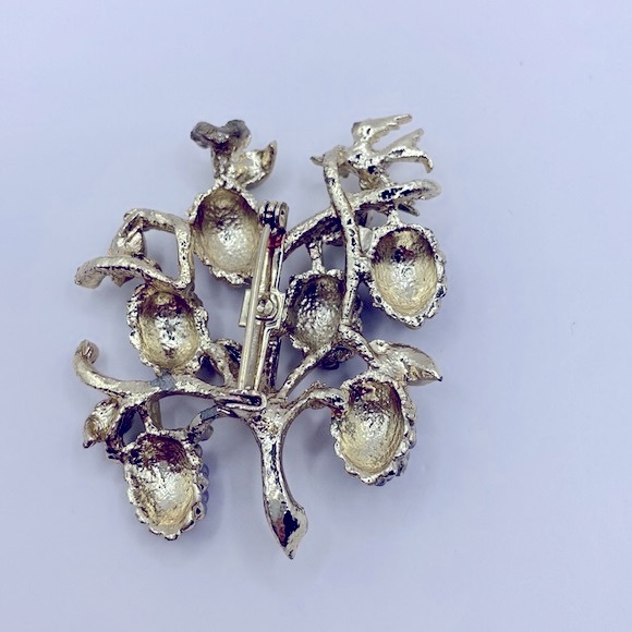 Vintage Fruit Brooch - Picture 3 of 6